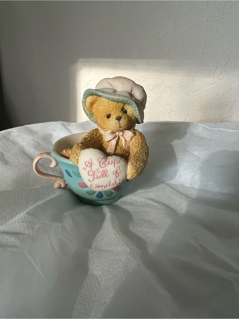 Cherished Teddies 1994 - A Cup Full of Friendship (Madeline) Lic# 135593
